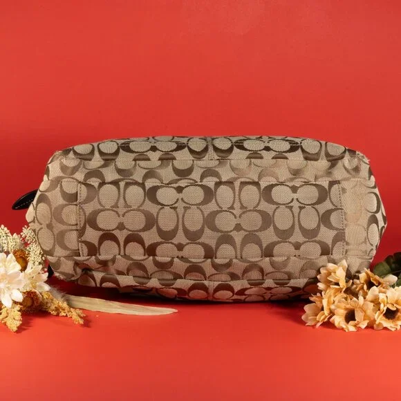 Coach Penelope B1070-F146 Light Brown Signature Jacquard 3 Sections Shoulder Bag - Picture 6 of 11